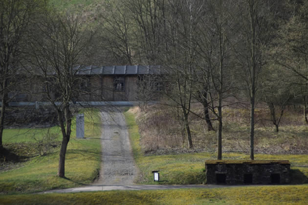 Vista del barracón de la Gestapo