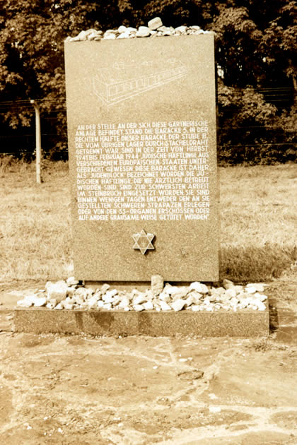 Monumento memorial por los judíos muertos